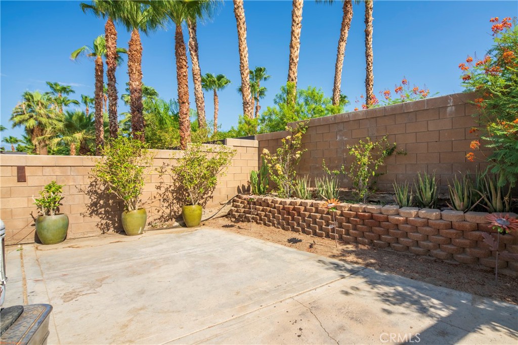 79340 Desert Wind Court