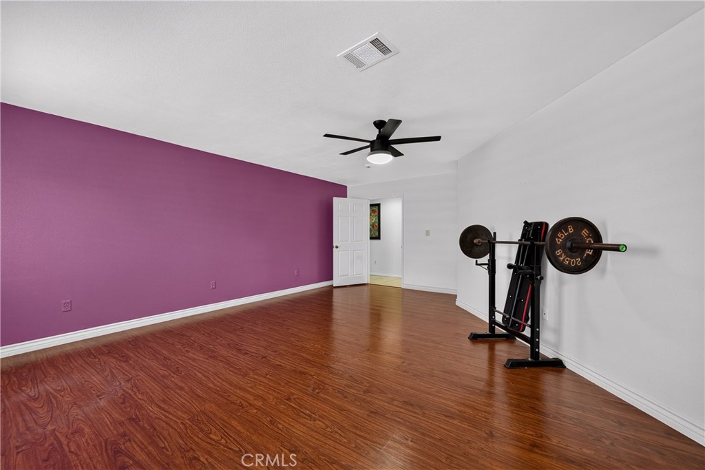 1015 W 5th
