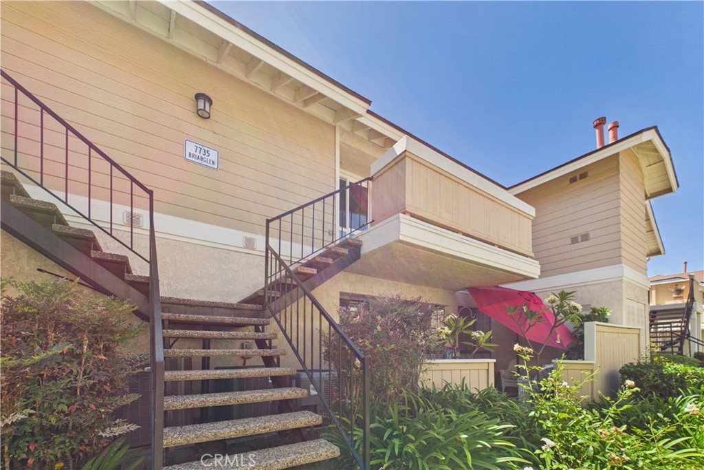 7735 Briarglen D