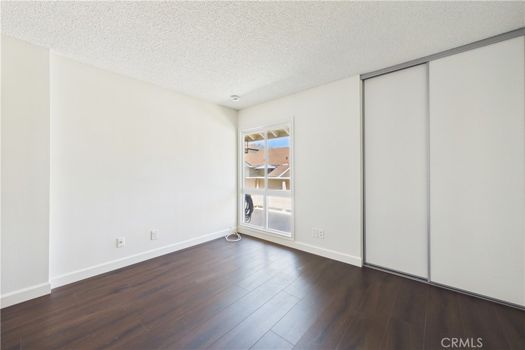 7735 Briarglen D
