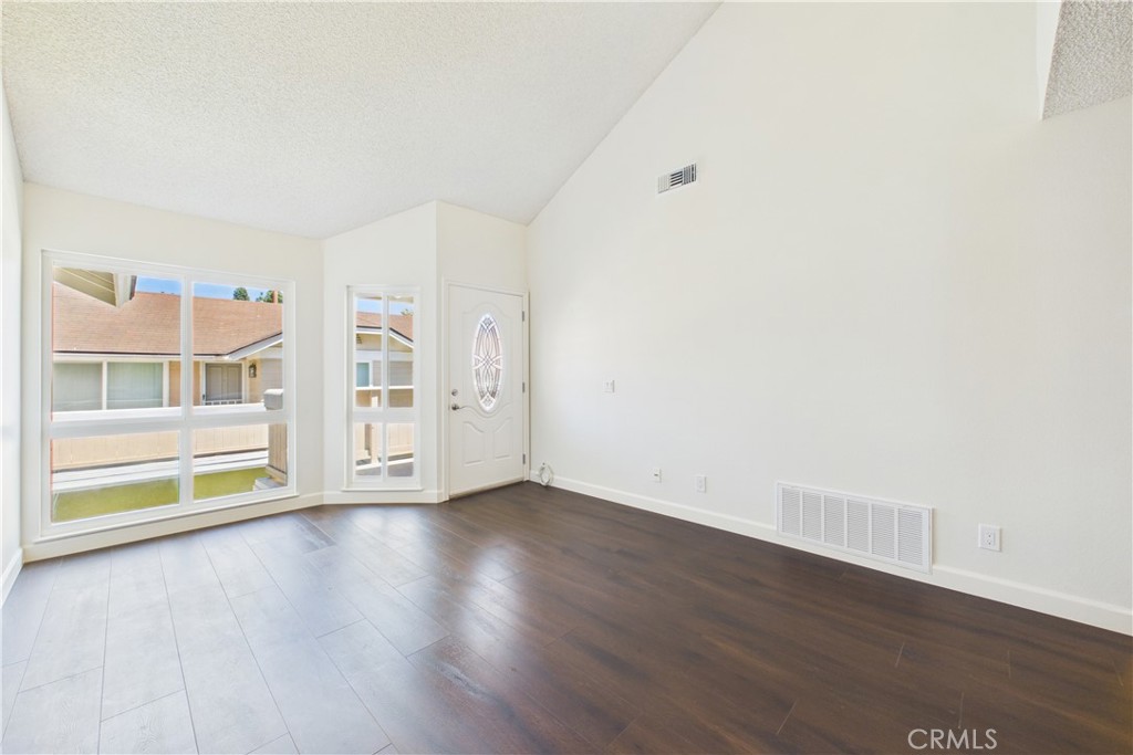 7735 Briarglen D