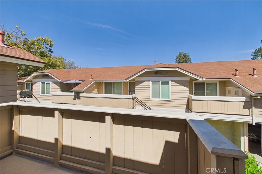 7735 Briarglen D
