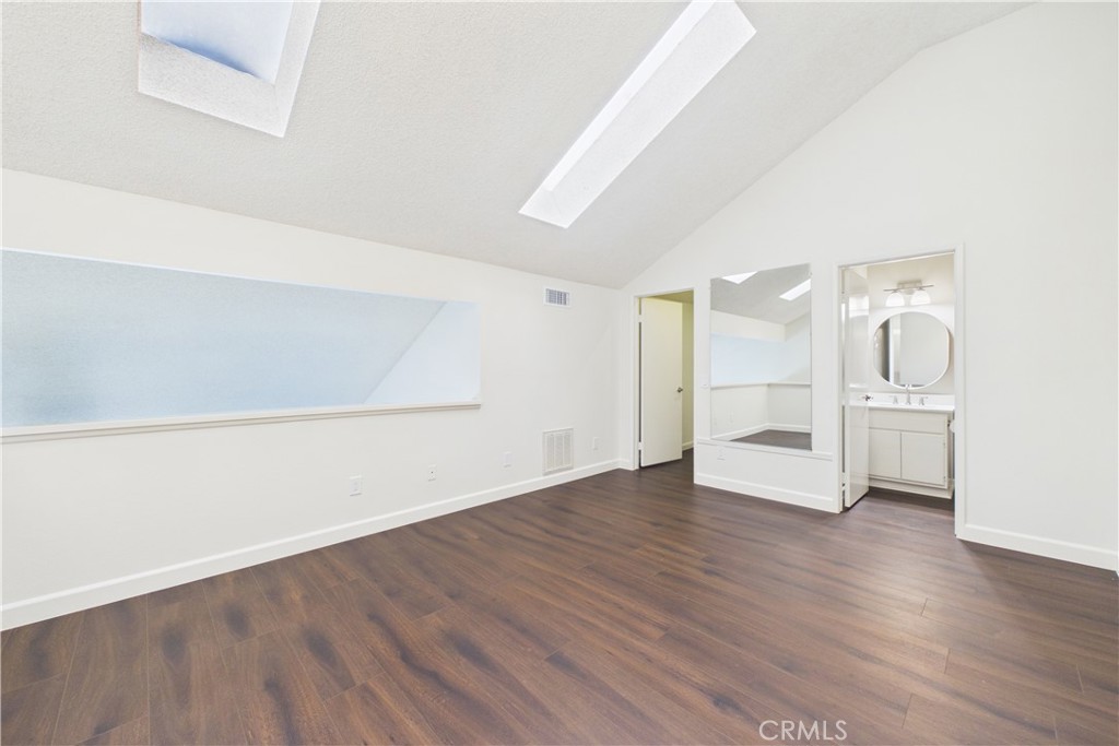 7735 Briarglen D