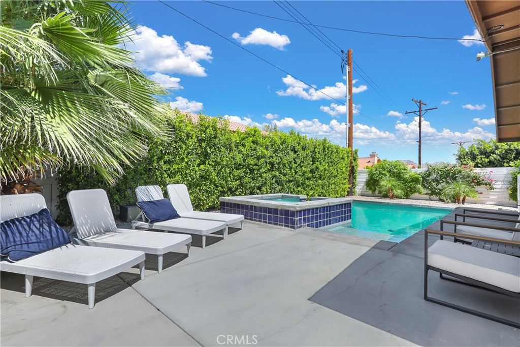 53771 Avenida Herrera