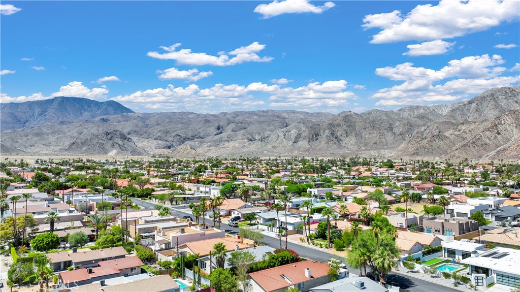 53771 Avenida Herrera
