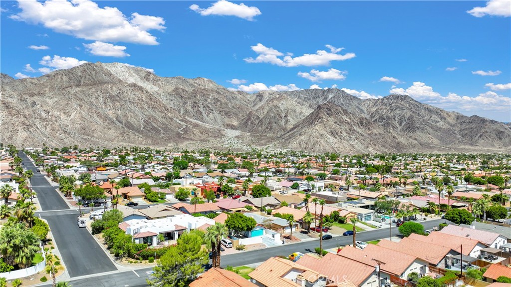 53771 Avenida Herrera