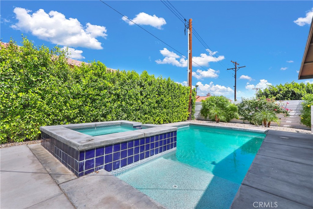 53771 Avenida Herrera