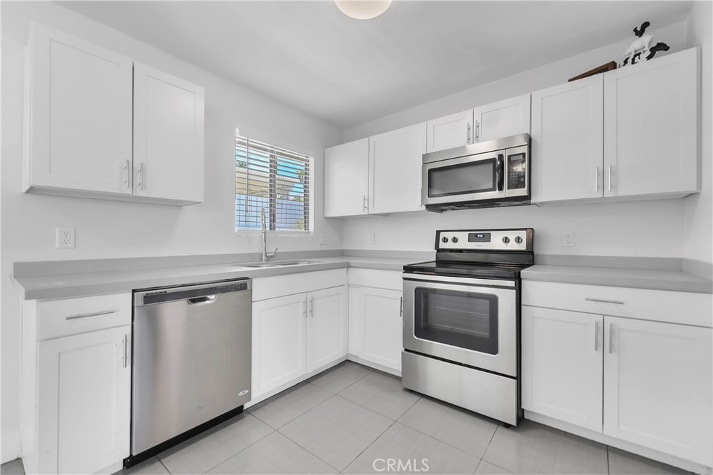 53771 Avenida Herrera