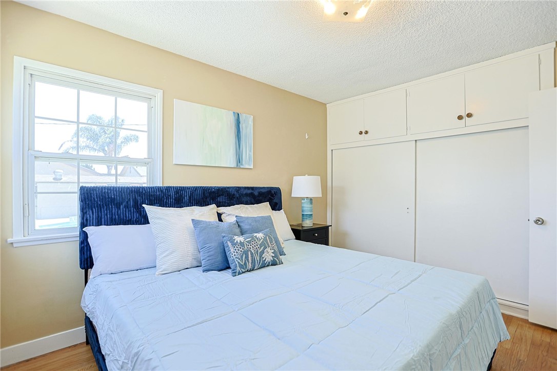 1316 W Tonia