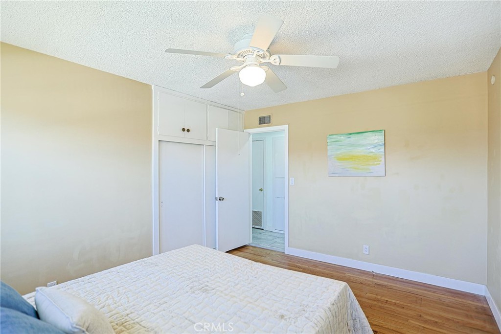1316 W Tonia
