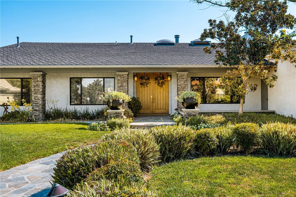 18581 Durfee