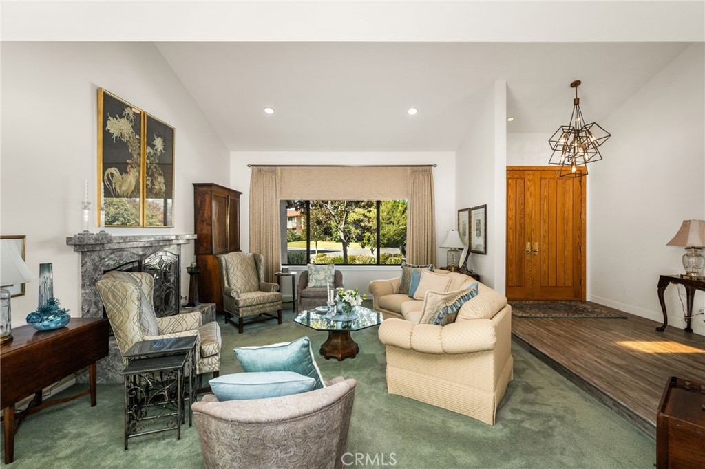 18581 Durfee