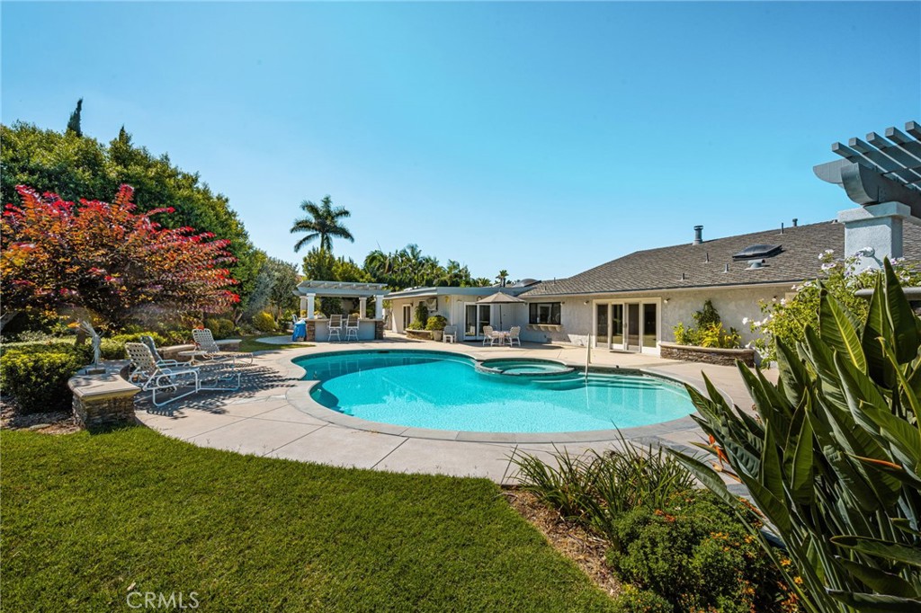 18581 Durfee