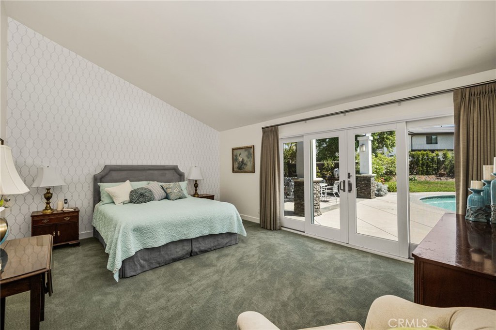 18581 Durfee