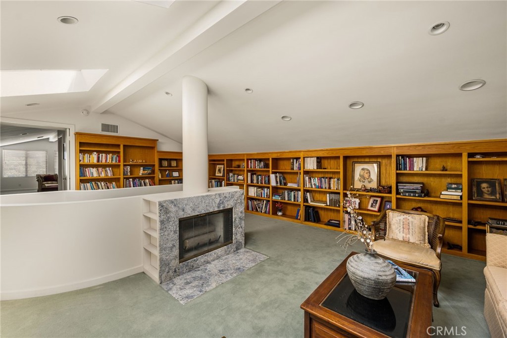 18581 Durfee
