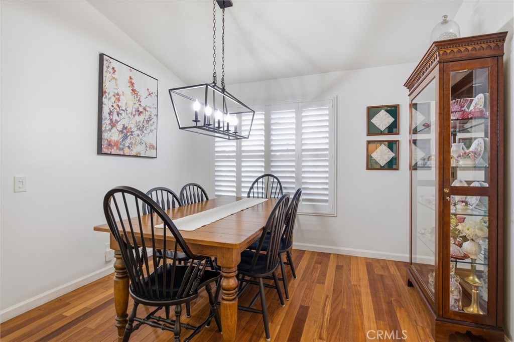 1228 Woodside Drive
