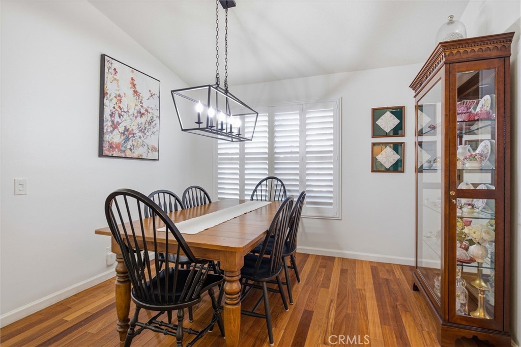 1228 Woodside Drive