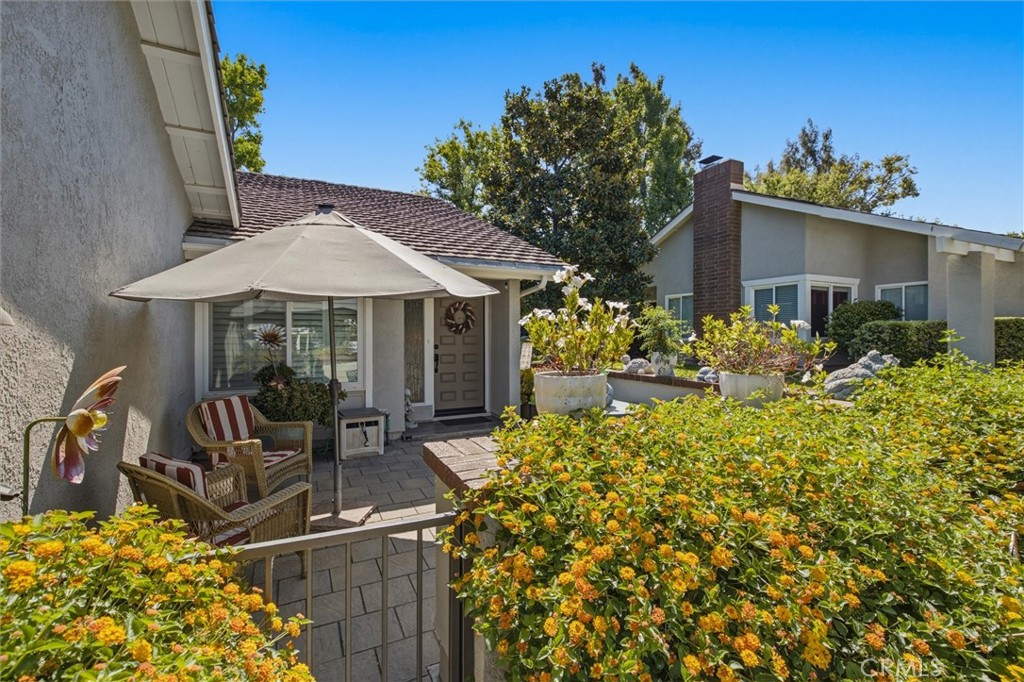 1228 Woodside Drive