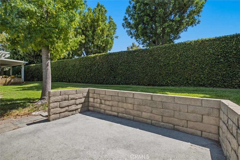 1228 Woodside Drive
