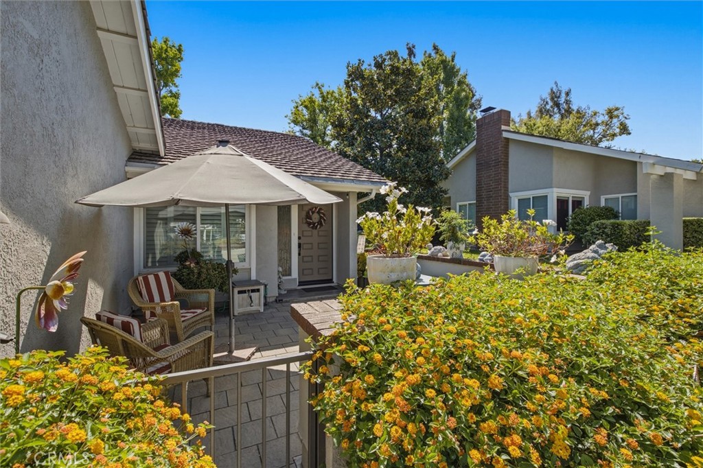 1228 Woodside Drive