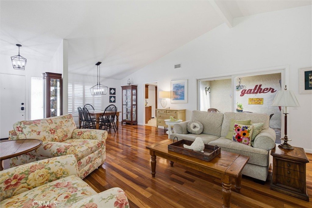 1228 Woodside Drive