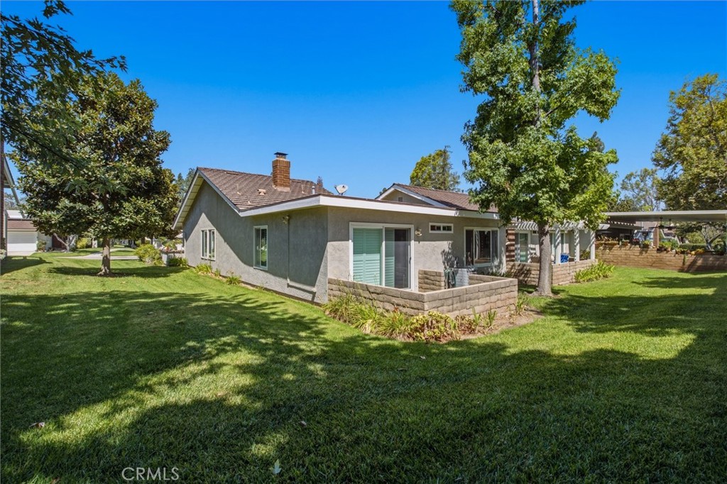 1228 Woodside Drive