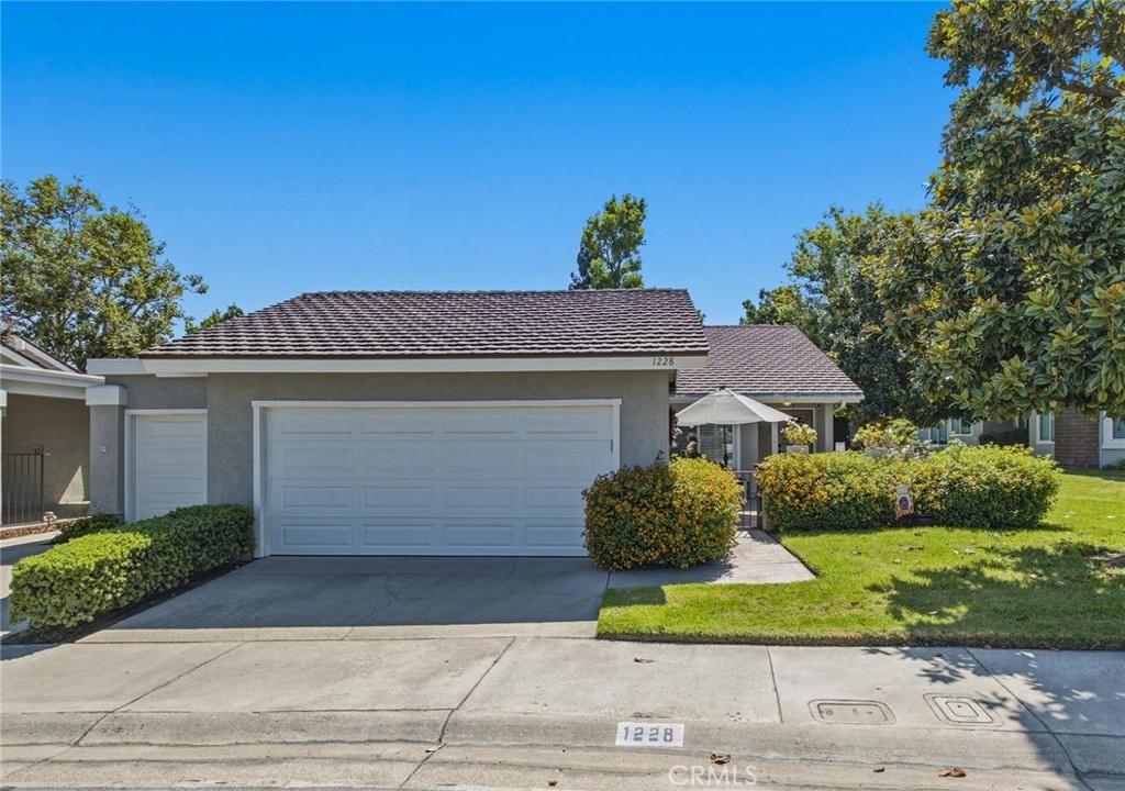 1228 Woodside Drive