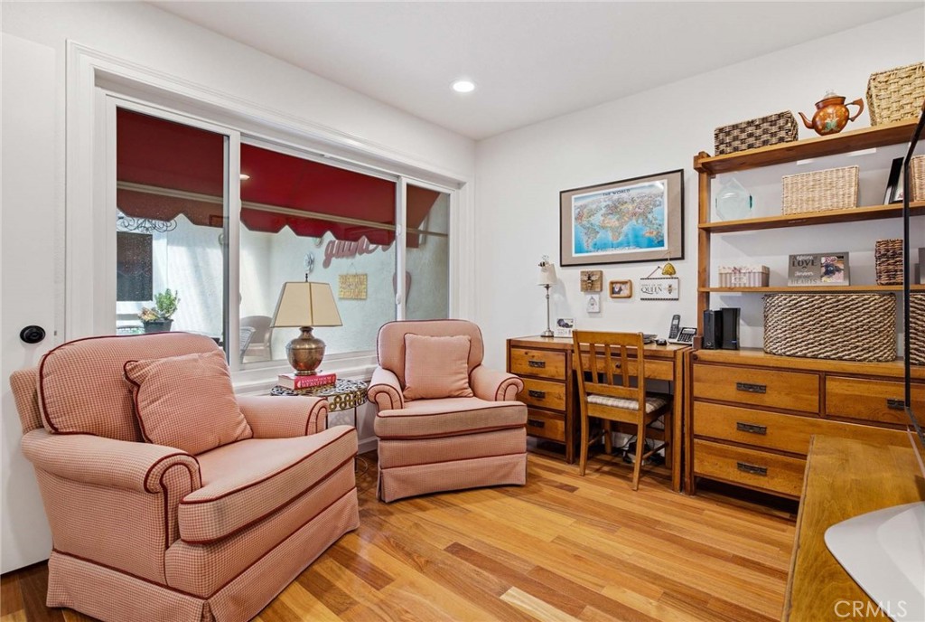 1228 Woodside Drive