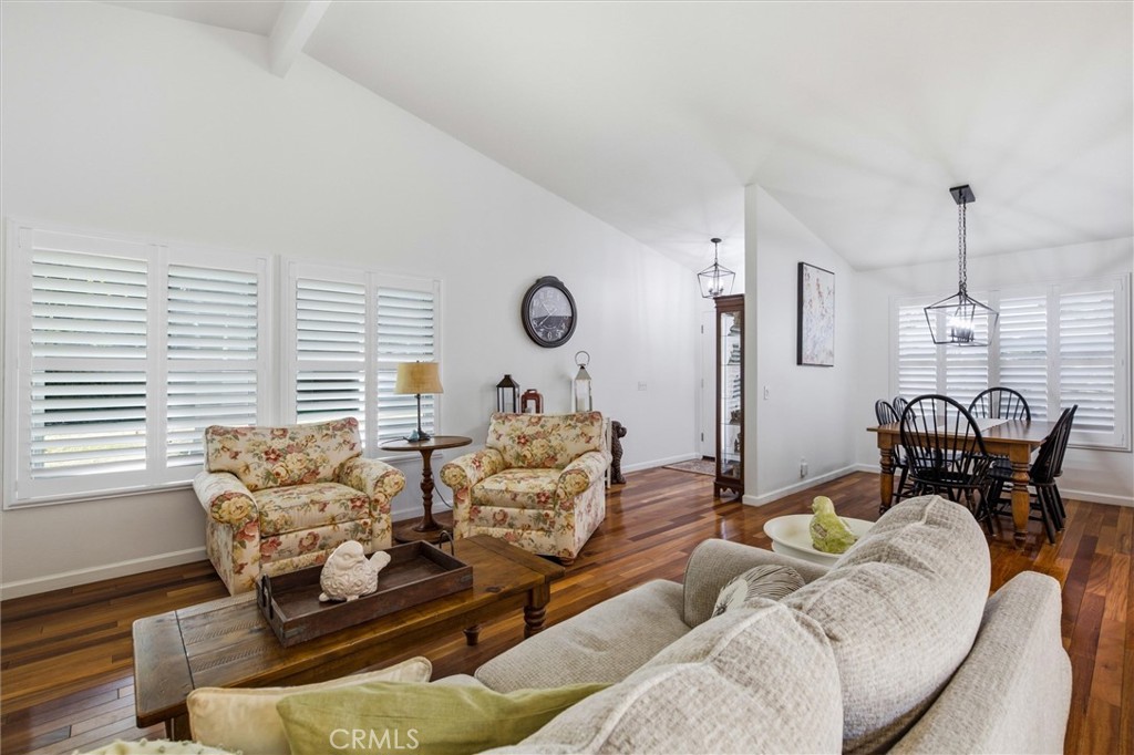 1228 Woodside Drive