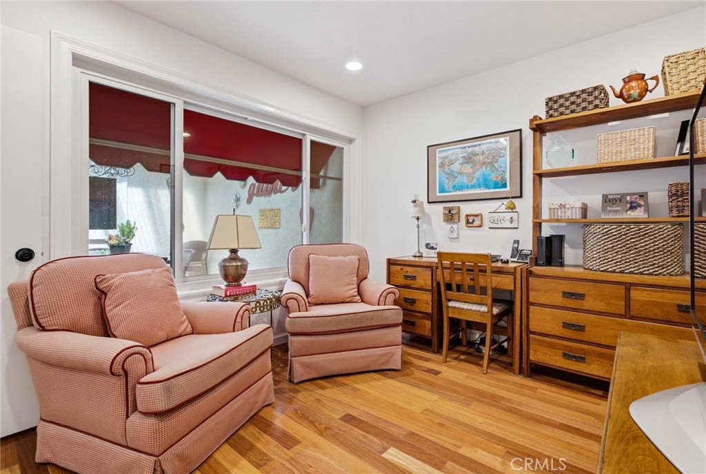 1228 Woodside Drive