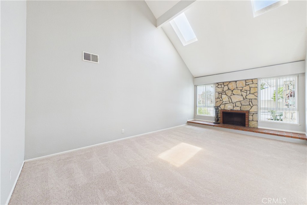 5375 Vista Real