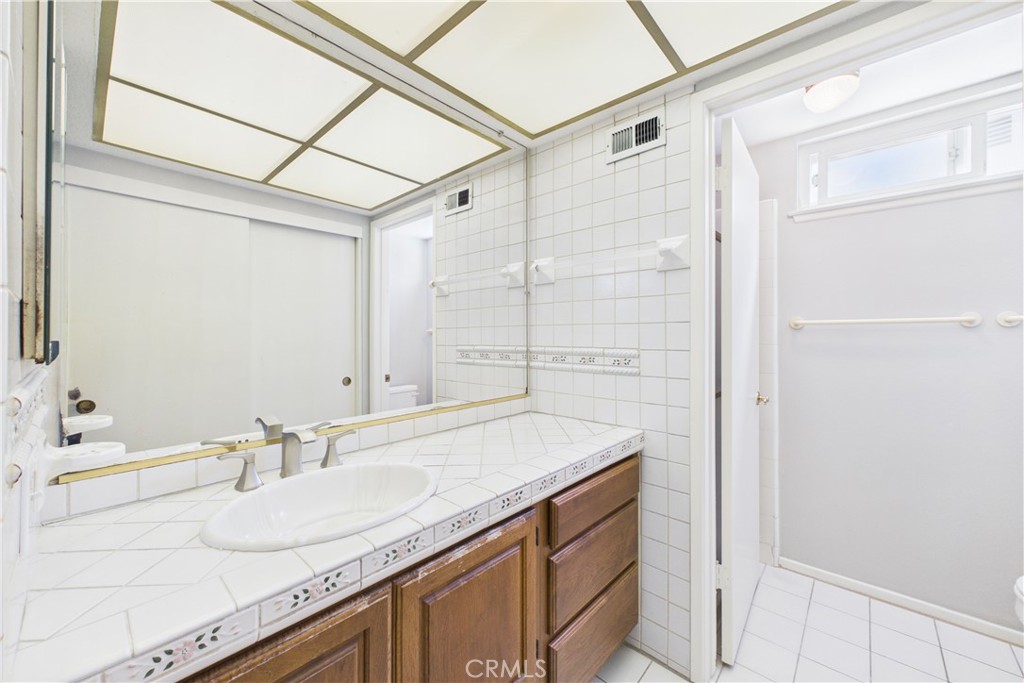 5375 Vista Real
