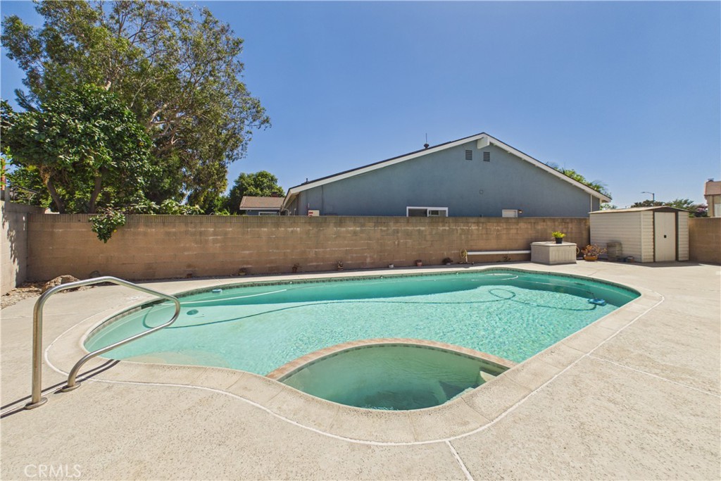 5375 Vista Real