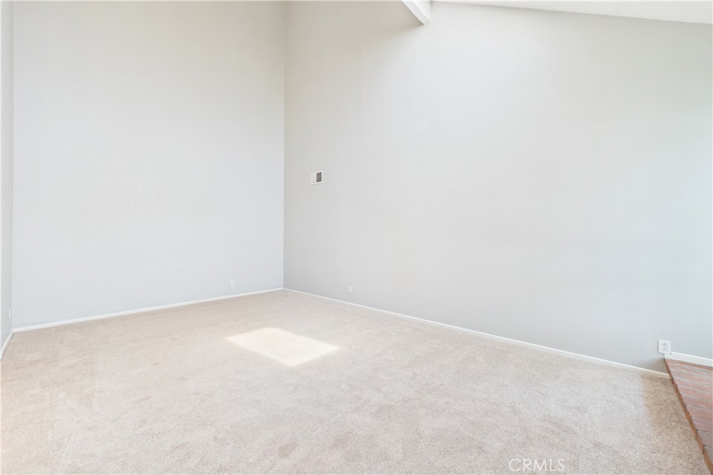 5375 Vista Real