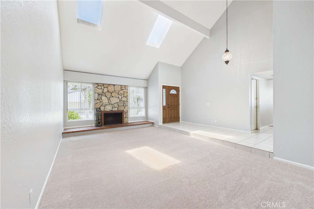 5375 Vista Real