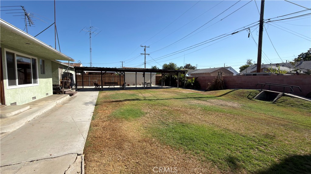 5834 Coldbrook