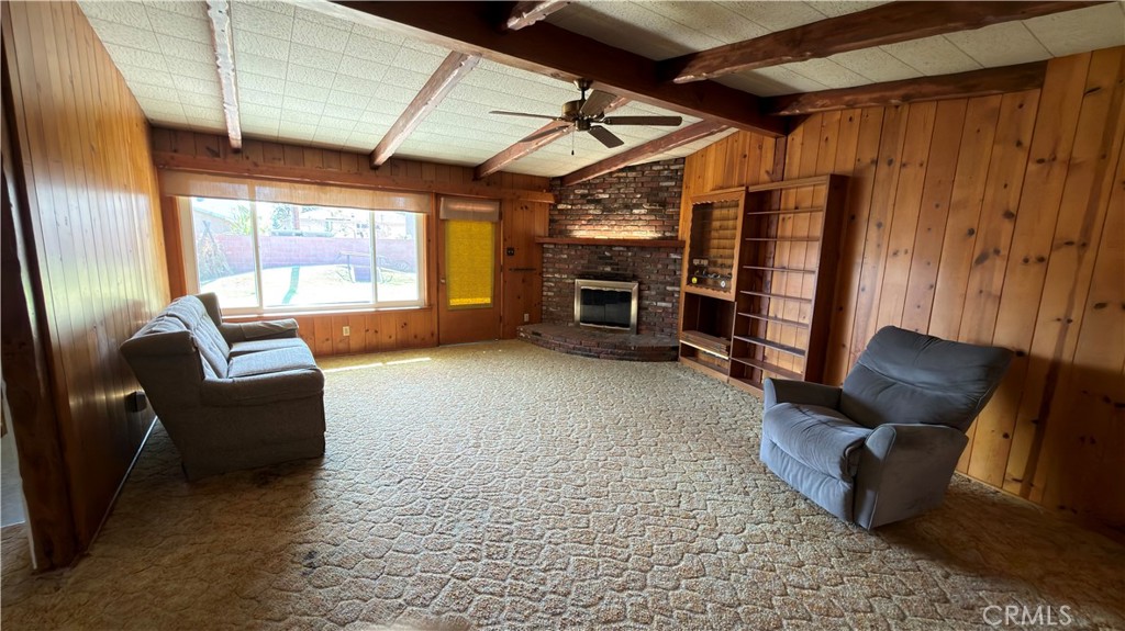 5834 Coldbrook