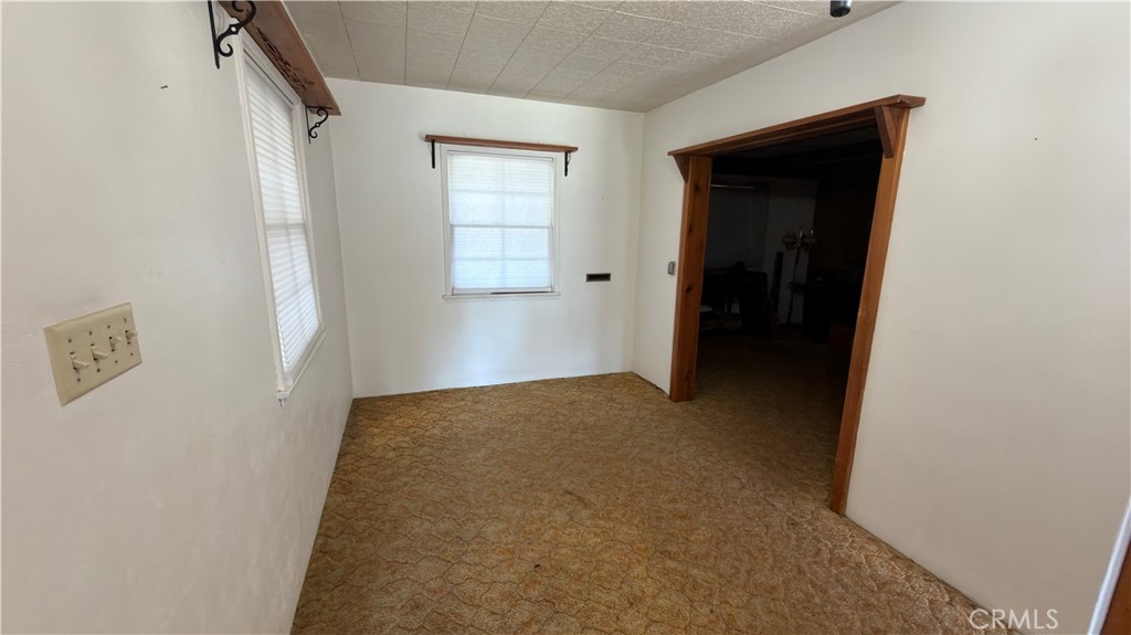 5834 Coldbrook