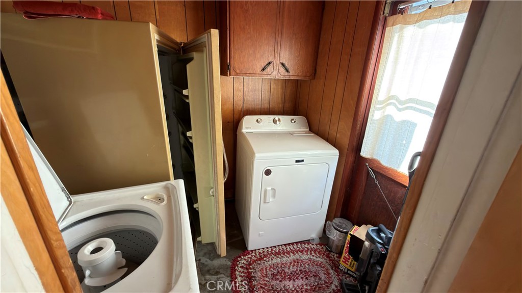 5834 Coldbrook