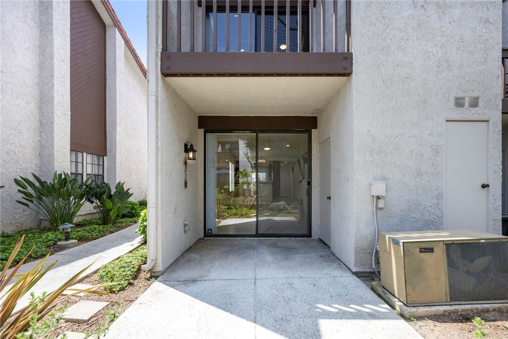 319 Molokai Drive