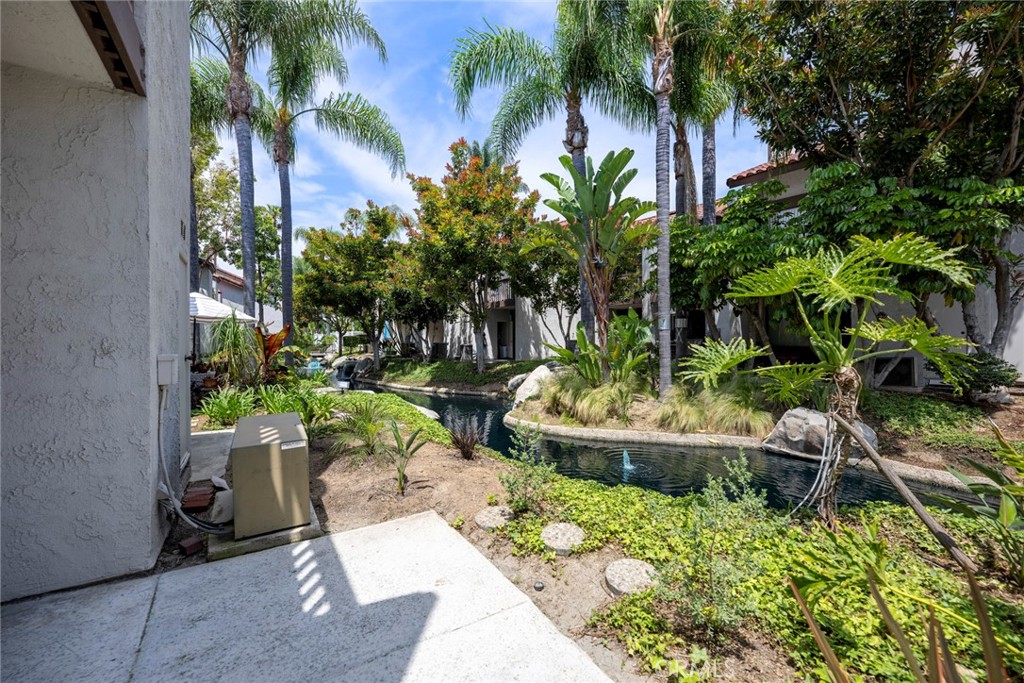 319 Molokai Drive
