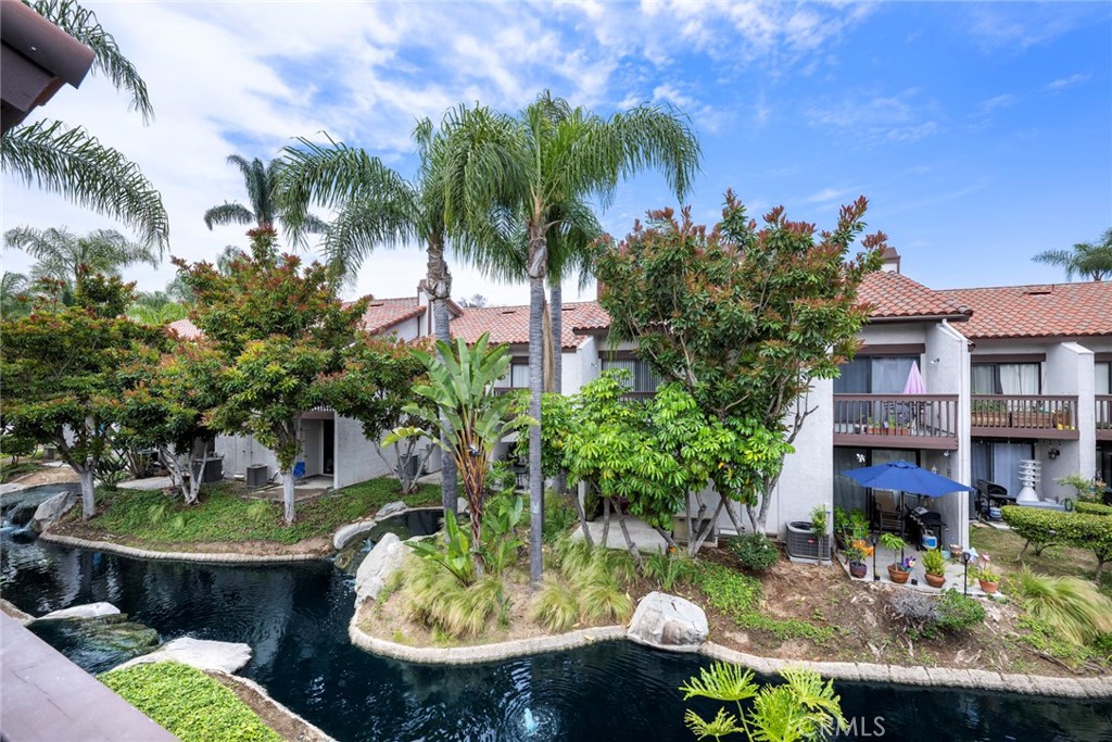 319 Molokai Drive