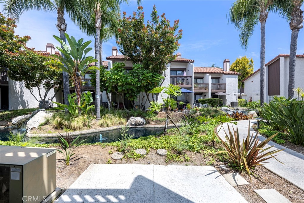 319 Molokai Drive