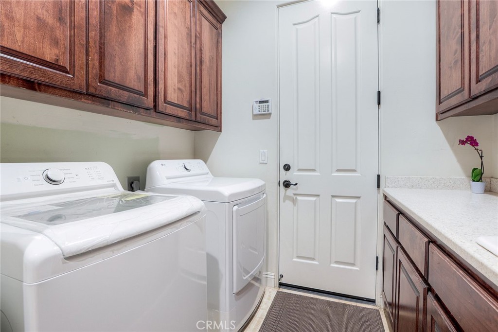 21977 Paseo Chico