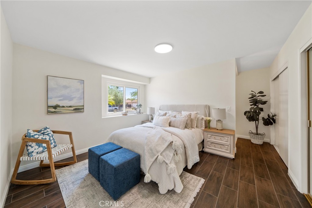 1421 W Hall