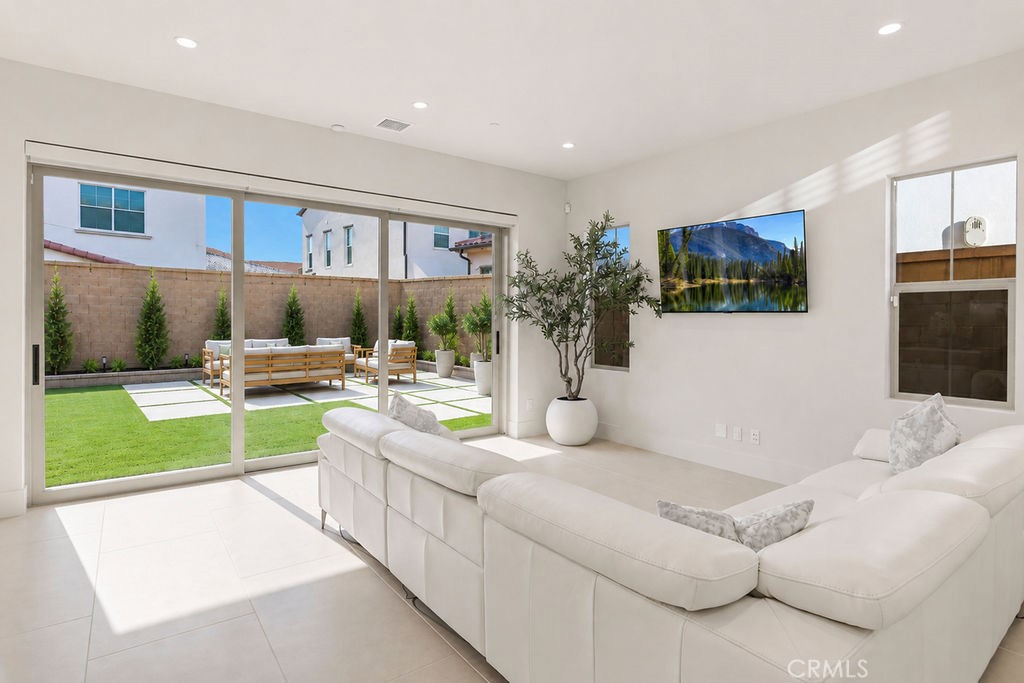 108 Oakstone