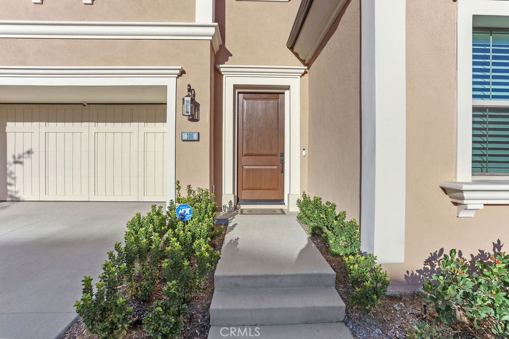 108 Oakstone