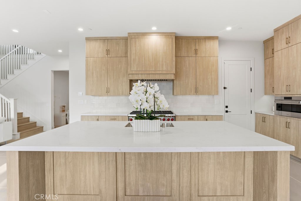 108 Oakstone