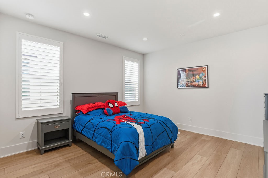 108 Oakstone