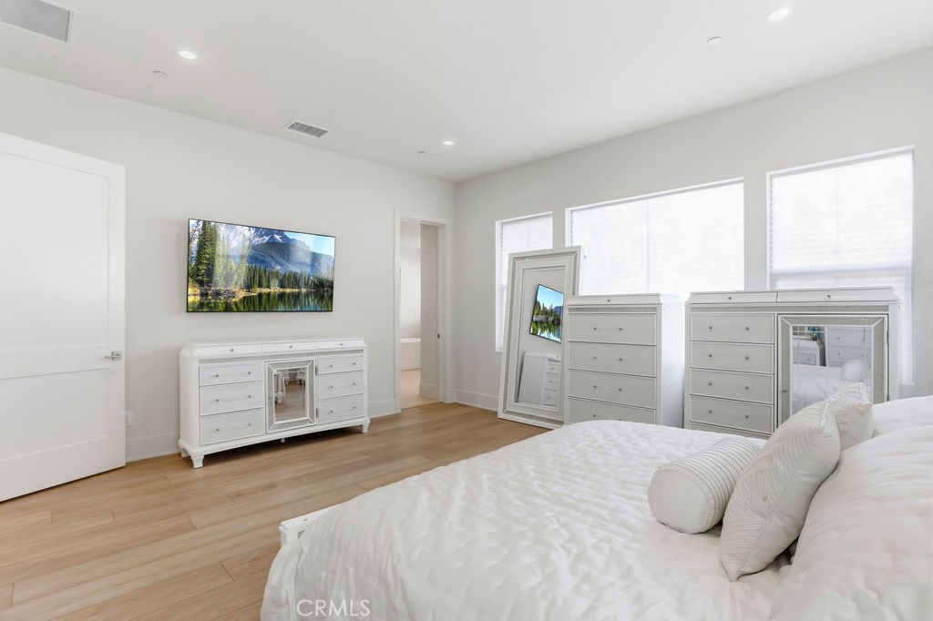 108 Oakstone